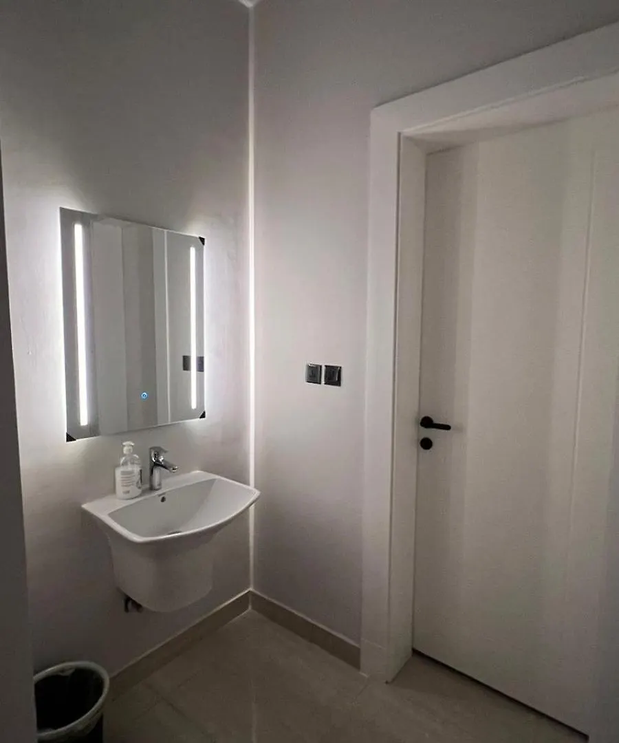 Comfy Cave Apartments كمفي كيڤ マディーナ